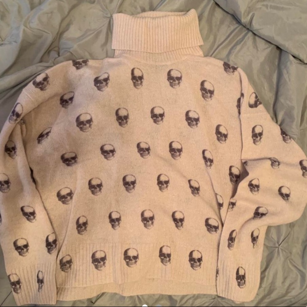 Skull cashmere sweater